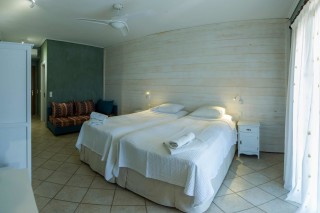 enetiko-resort-suites-07