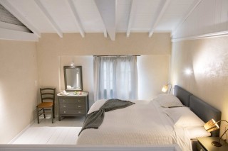 maisonette enetiko resort hotel bedroom